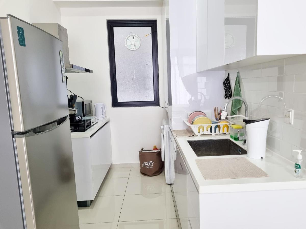 Lavish Beacon Executive Suites By Bin Dao Wu Homestay Penang George Town Exterior photo